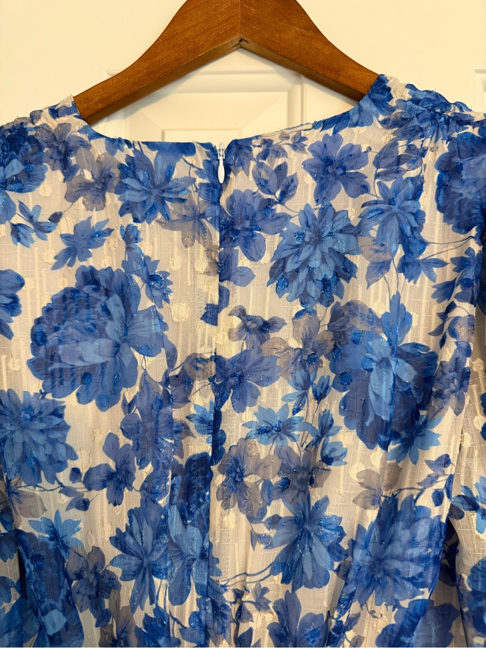 NWT Alex Marie Simone Cobalt Floral Print Puff Sleeve V-neck Dress Size 4 - Picture 9 of 13
